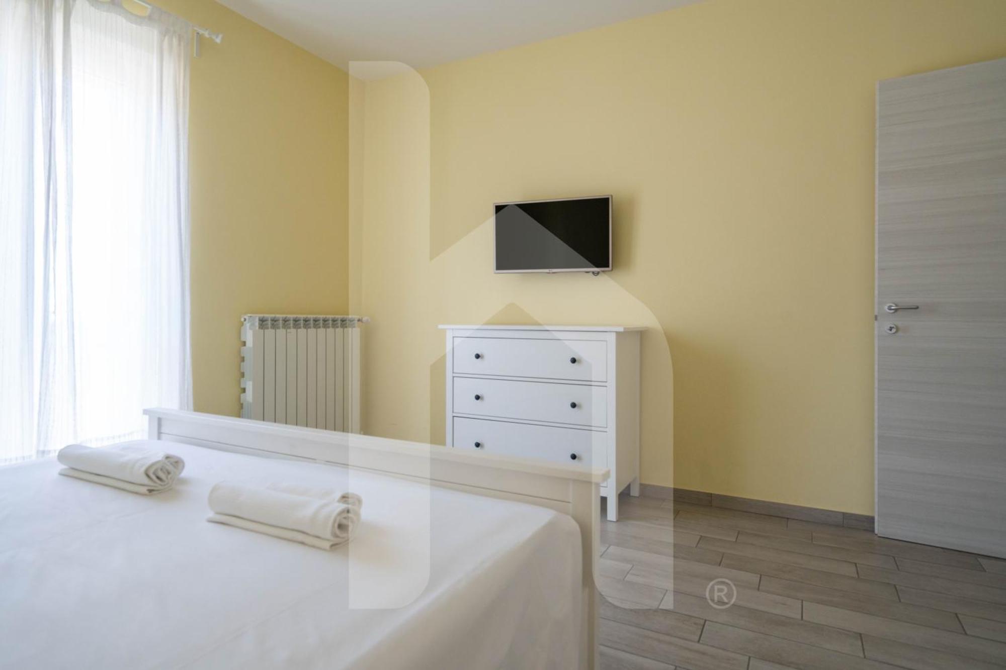 ピネートHomiday - Residenza D'Annunzioアパートメント エクステリア 写真