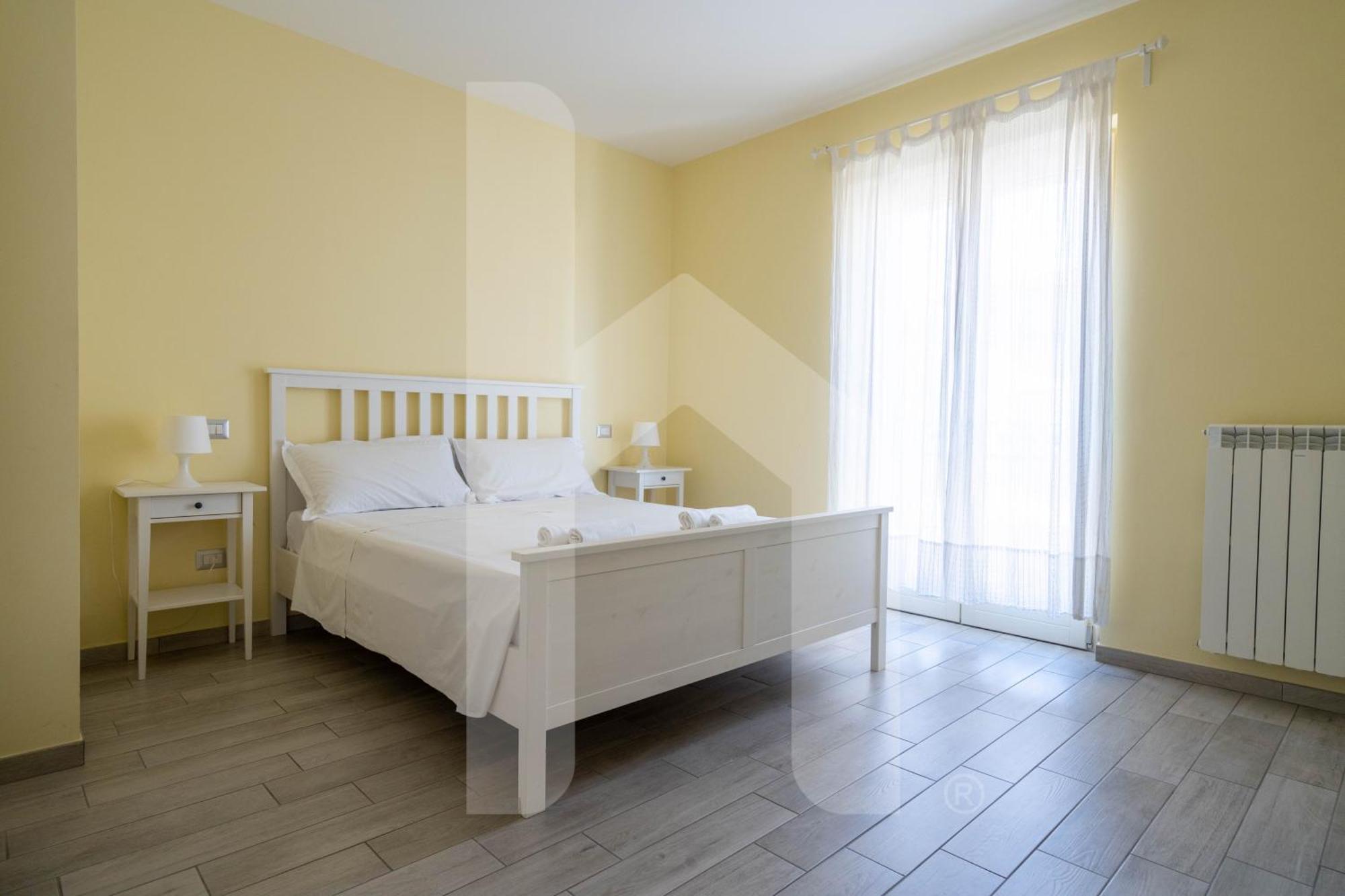 ピネートHomiday - Residenza D'Annunzioアパートメント エクステリア 写真