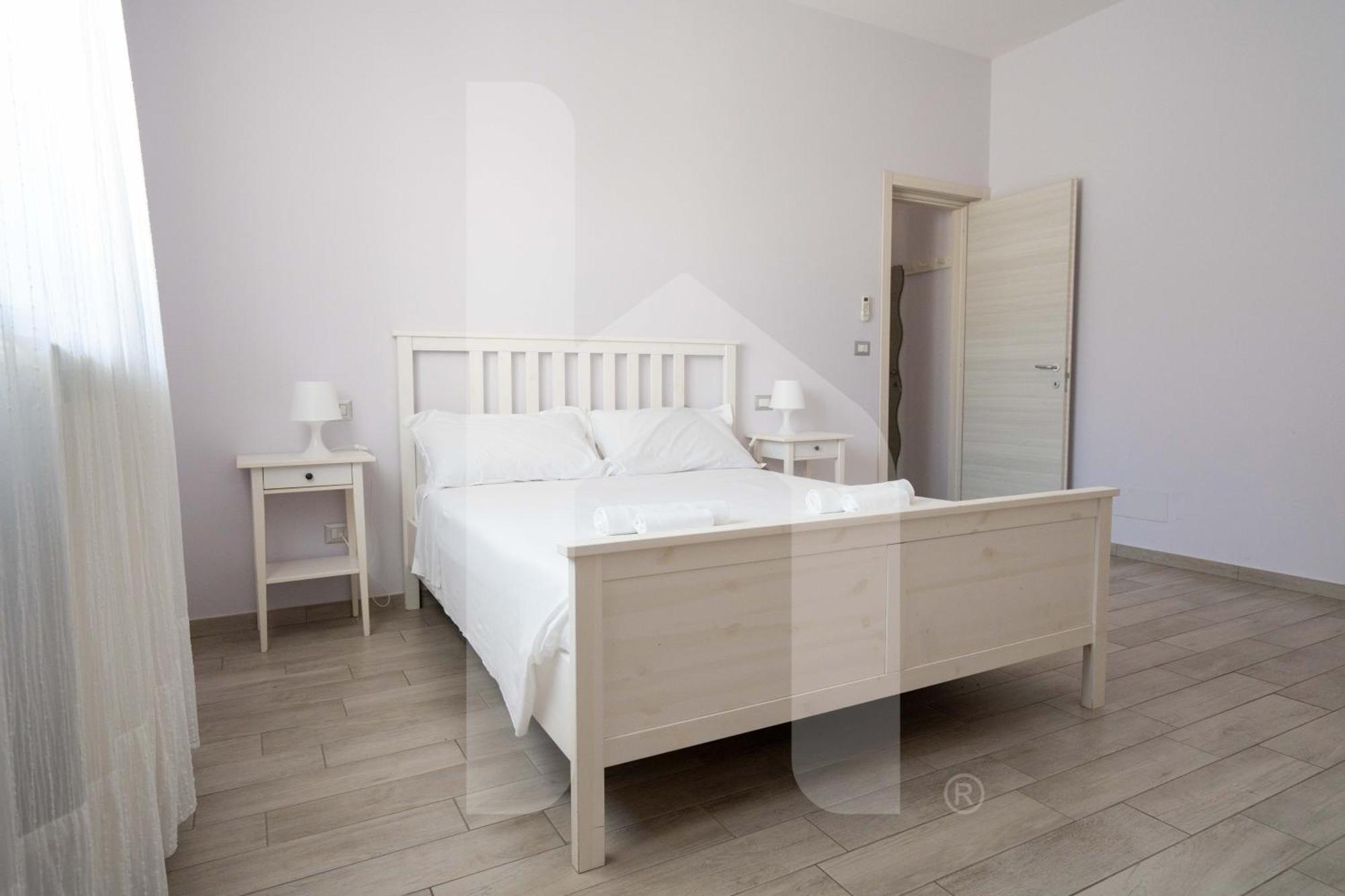 ピネートHomiday - Residenza D'Annunzioアパートメント エクステリア 写真