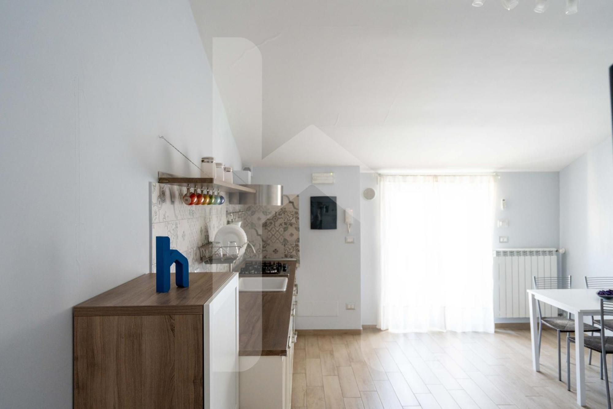 ピネートHomiday - Residenza D'Annunzioアパートメント エクステリア 写真